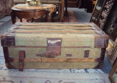Tables & Cabinets