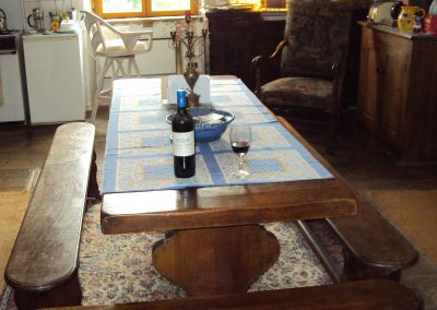 Tables & Cabinets