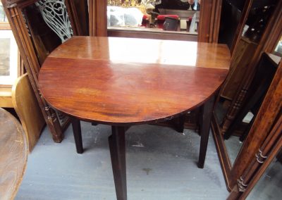 Tables & Cabinets