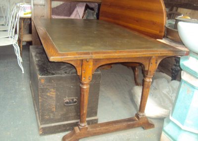 Tables & Cabinets