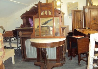 Tables & Cabinets