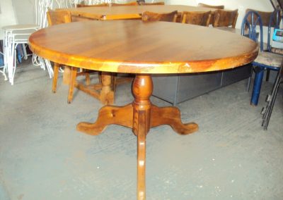 Tables & Cabinets