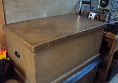 Tables & Cabinets