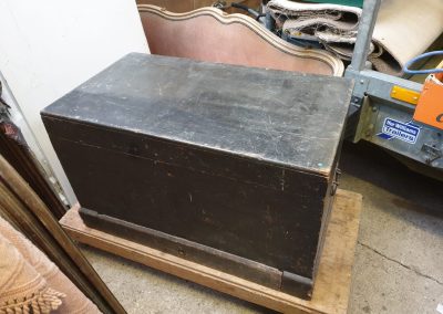 Tables & Cabinets