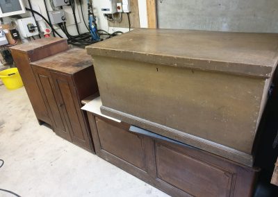 Tables & Cabinets