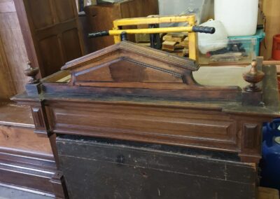 Tables & Cabinets