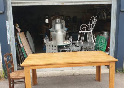 Tables & Cabinets