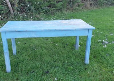 Tables & Cabinets