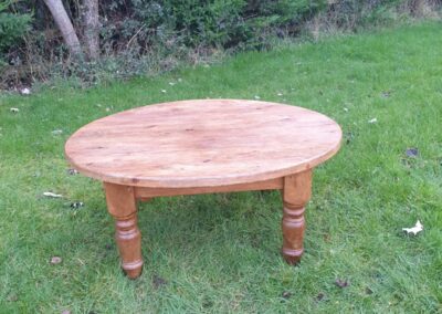 Tables & Cabinets